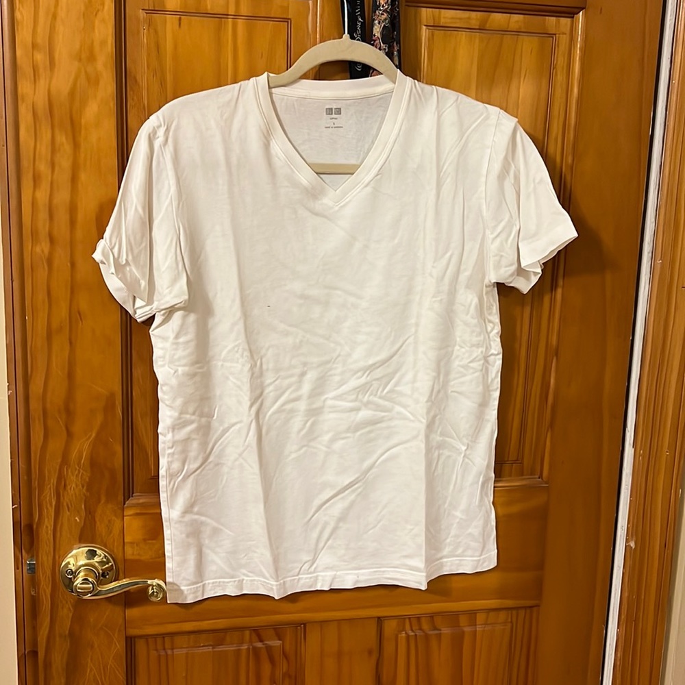 Mens Uniqlo White TShirt Size Small